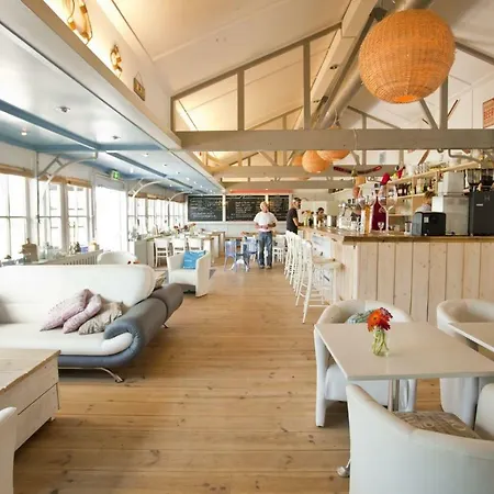 Es Deluxe 4 Personen Resort Veen