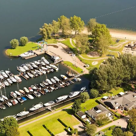 Resort Es Deluxe 4 Personen Veen
